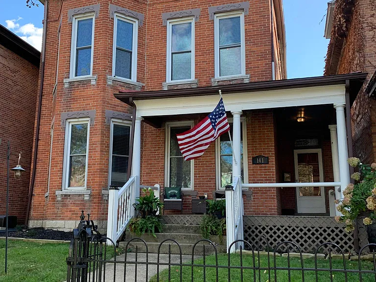 141 Warren St — Photo 18