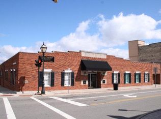 58 W 3rd St, Mansfield, OH 44902