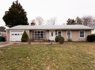 195 Mill Cove Rd, Warwick, RI 02889