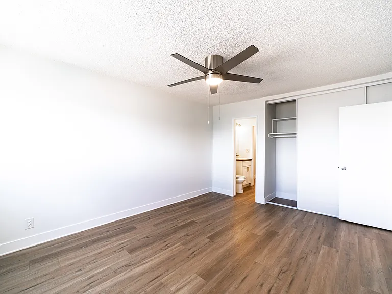 2233 S Ridgeley Dr #307 — Photo 11