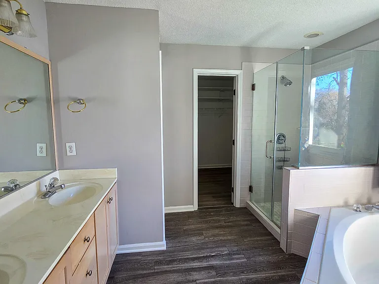 2205 Dungiven Ct — Photo 30