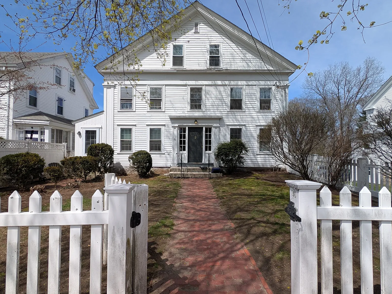 1 bed, 734 sqft, $1,800 — Photo 1