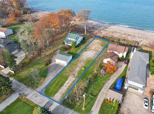 5448 Woodside Rd, Mentor On The Lake, OH 44060