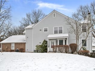 1543 Merion Ln, Oakmont, PA 15139