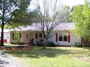 7108 Akin Trl, Chapel Hill, NC 27516