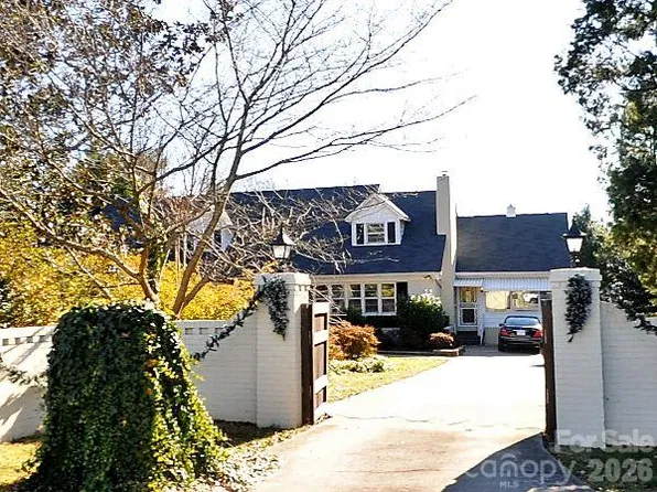 5300 Sardis Rd, Charlotte, NC 28270
