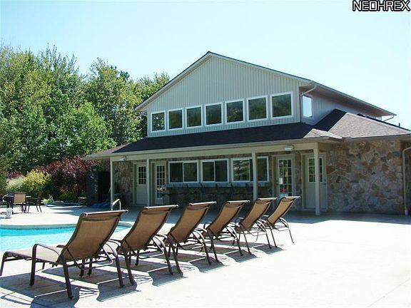 3rd image of 7711 Kimberly Ln