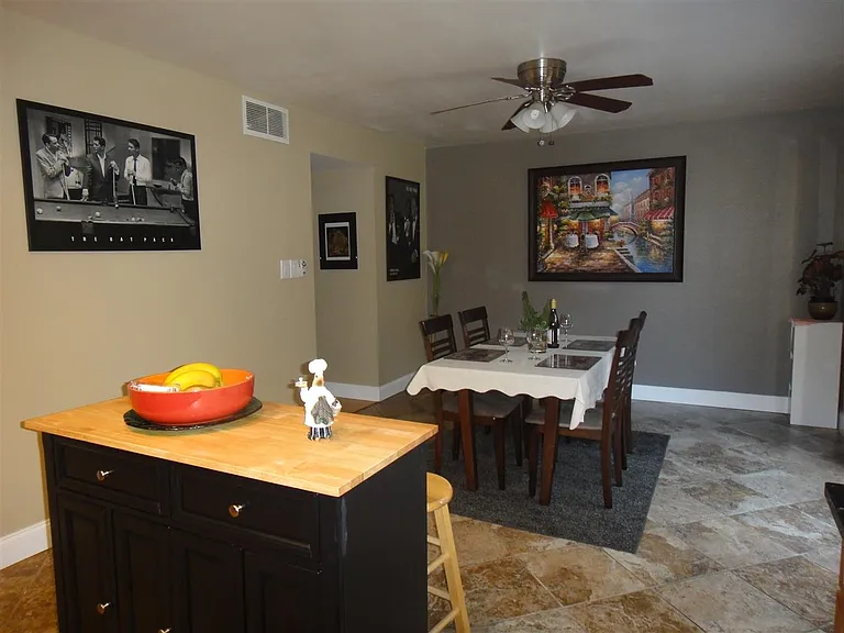 1651 S Juniper St #122 — Photo 5