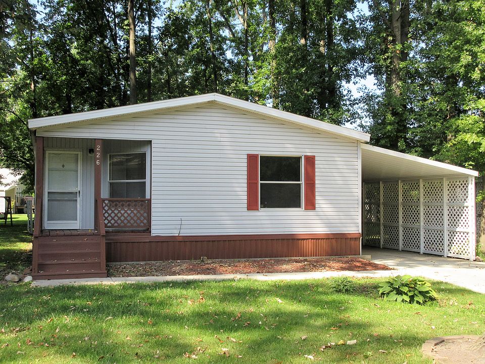 226 Twin Lake Drive