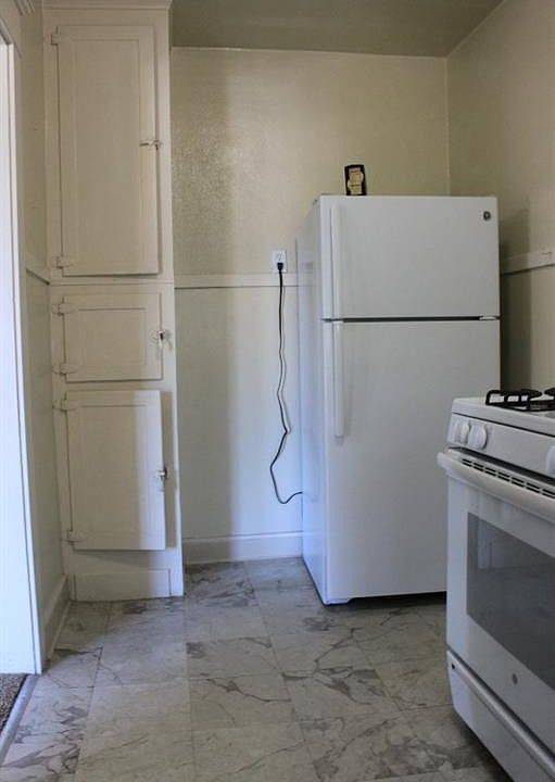 1st image of 24 W Olive Ave