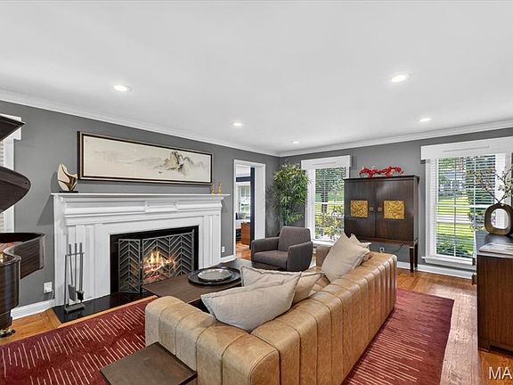 5th image of 13 Berkshire Dr