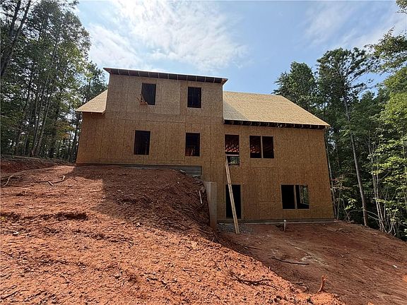 2nd image of 96 Bethel Rd