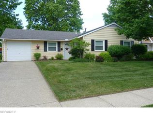 256 Vivian Dr, Berea, OH 44017