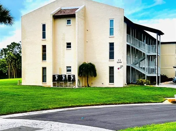 5245 Amulet Dr APT 102, New Port Richey, FL 34652