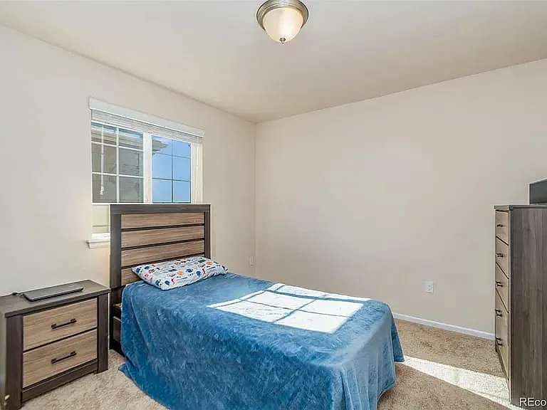 4979 S Valdai Way — Photo 31