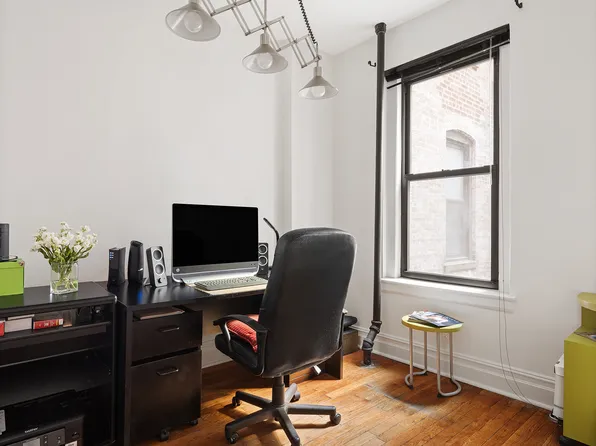 447 Fort Washington Avenue image 10 of 12