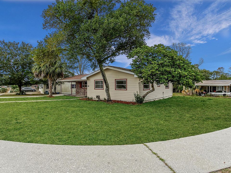 2nd image of 4553 Collins Rd