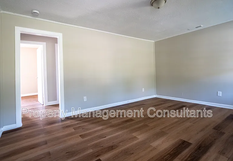 2208 Old Gurley Pike — Photo 7