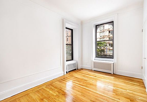 5th image of 60 W 76th St #2C