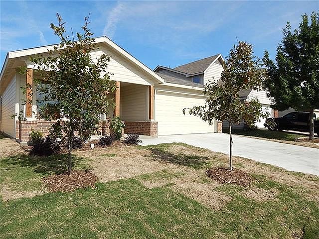 1st image of 2848 Saint Bernard Dr