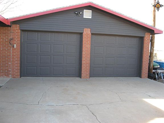 3rd image of 970 Curry Road D