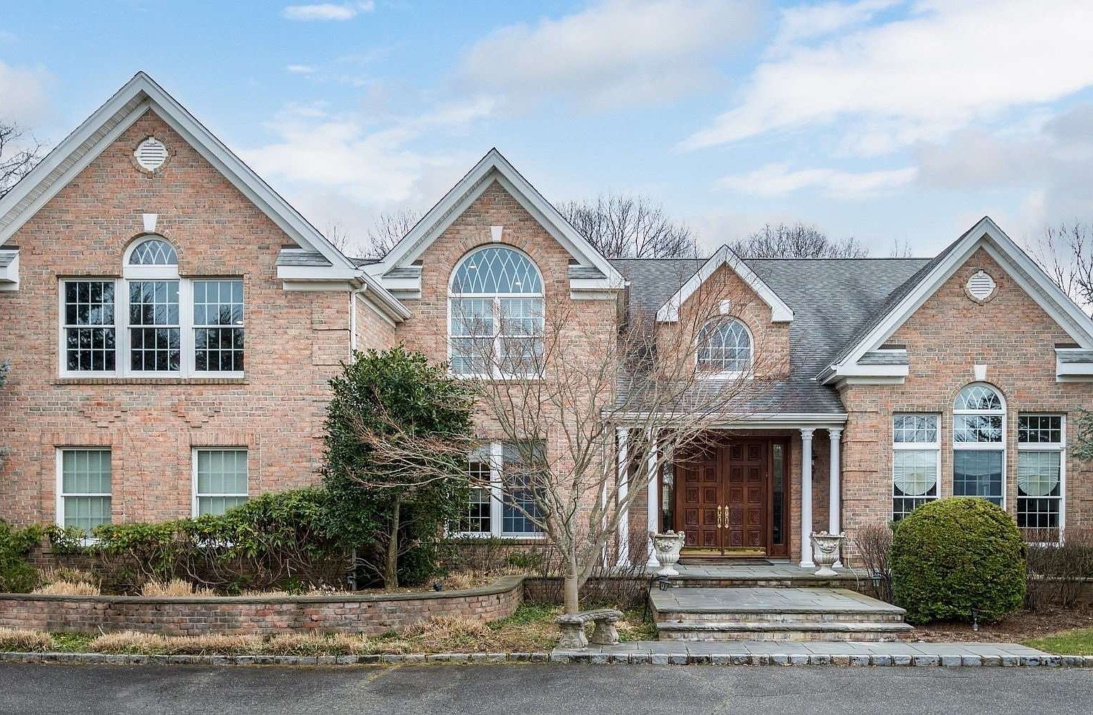 5 Old Bridge, Melville, NY 11747 Zillow