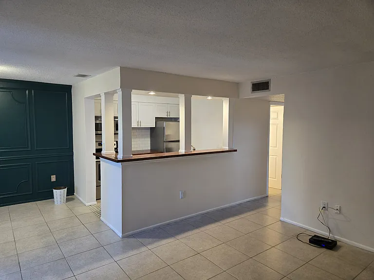 379 79th Ave N #334-1 — Photo 3