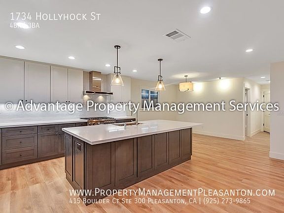 3rd image of 1734 Hollyhock St