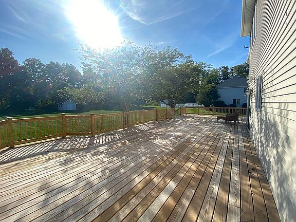 Enjoy sunsets from the deck!