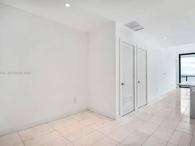 480 NE 31st St #1307 — Photo 12