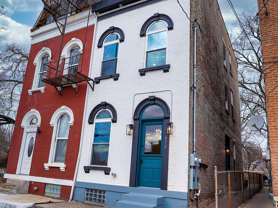 1st image of 472 Dayton St #2