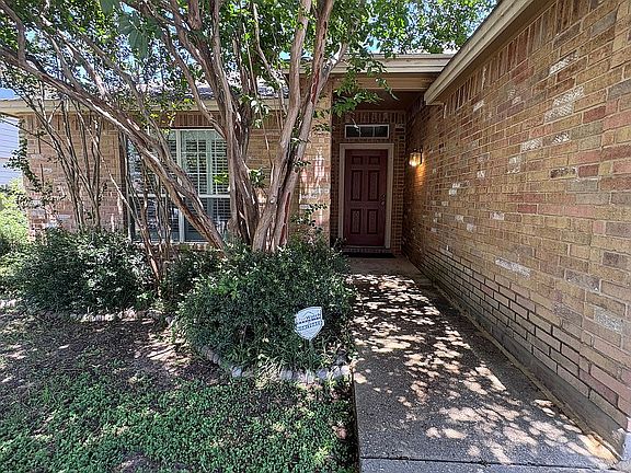 2nd image of 2615 White Wing Way