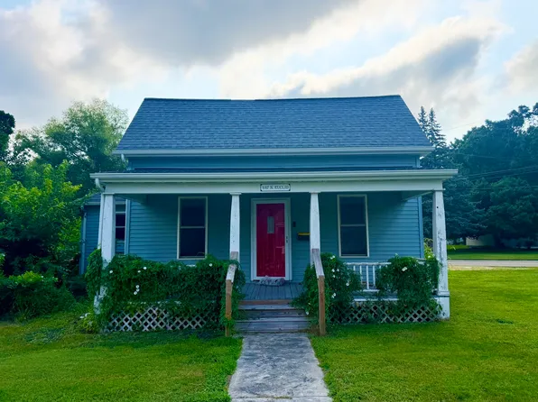 447 N Euclid Ave, Princeton, IL 61356