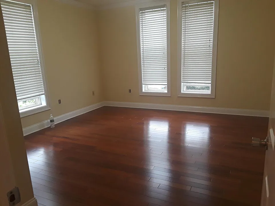 Bedroom 3- new flooring