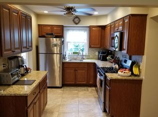 236 Plainfield Ave, Floral Park, NY 11001
