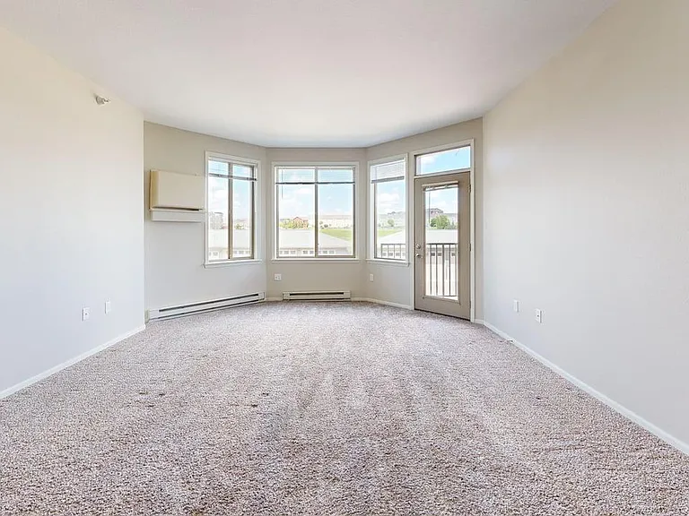Eagle Crest Apartments — Photo 45