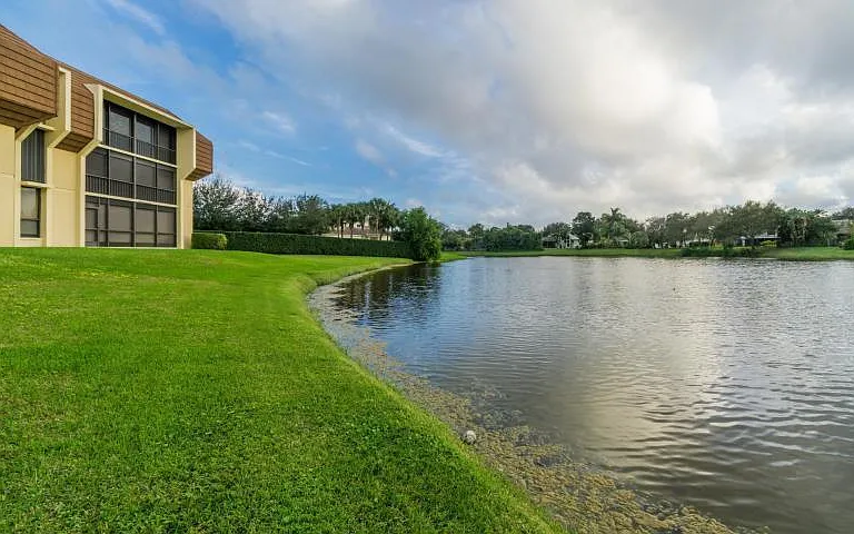 5188 Woodland Lakes Dr #335 — Photo 27