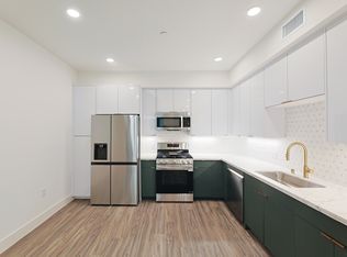3996 Montclair St #201, Los Angeles, CA 90018