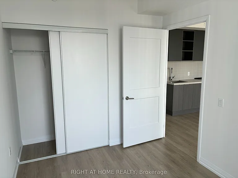 50 Dunfield Ave #3118 — Photo 9