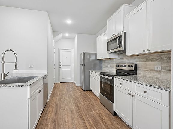 5th image of 1712 W San Antonio St #207