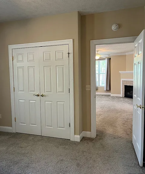 2672 Gardenia Ave #6 — Photo 15