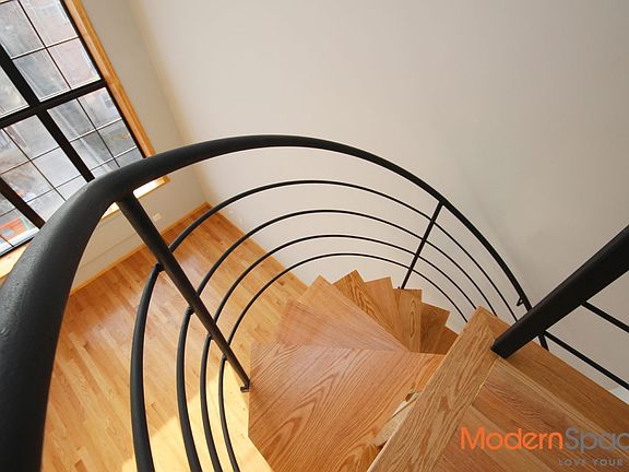 5th image of 1420 31st Ave #2