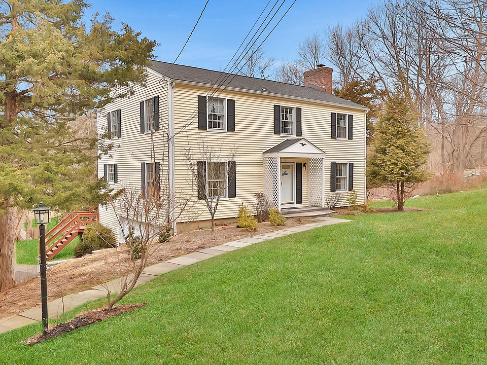 1st image of 16 Tamarack Way
