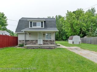 2027 Moffitt St, Lansing, MI 48911