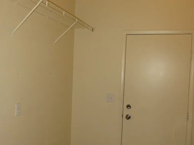 3358 Glacial Lake St — Photo 12