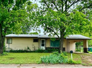 119 Ragland St, Graham, TX 76450