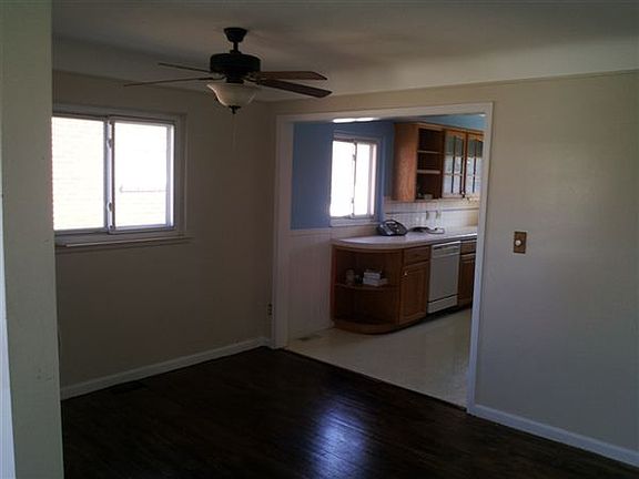 Front Rm View