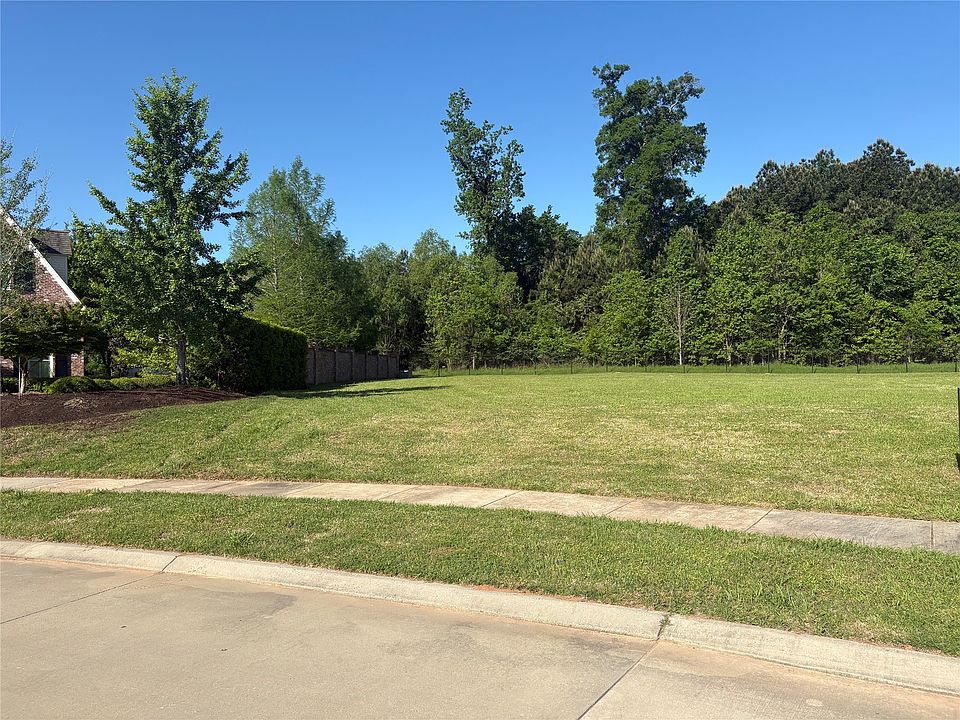 1st image of 327 Crossfield Ct