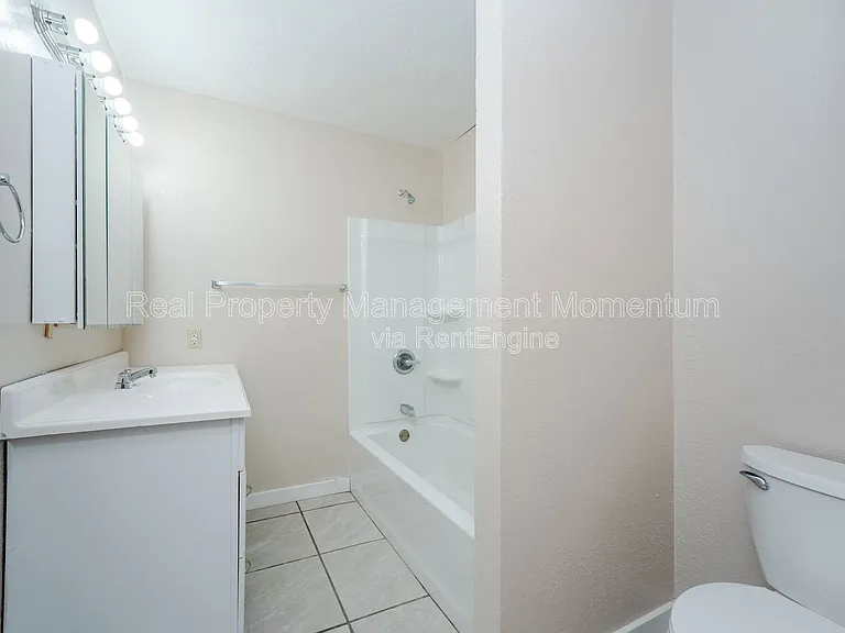 1118 W Fairplay St #A — Photo 13