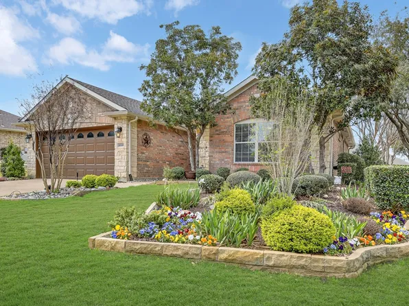 10100 Serene Ct, Denton, TX 76207